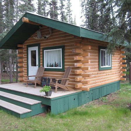 Tagish Six Mile River Resort الغرفة الصورة
