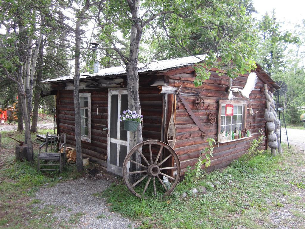 Tagish Six Mile River Resort المظهر الخارجي الصورة