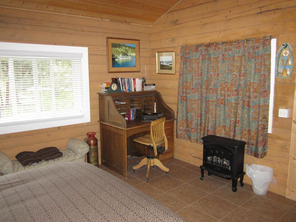 Tagish Six Mile River Resort الغرفة الصورة