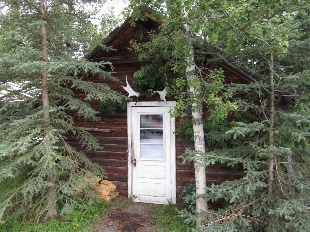 Tagish Six Mile River Resort الغرفة الصورة